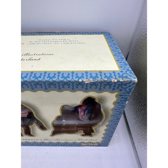 The Other Side Of The Looking Glass Toy Vault Box Alice Lewis Carroll READ - Picture 3 of 14
